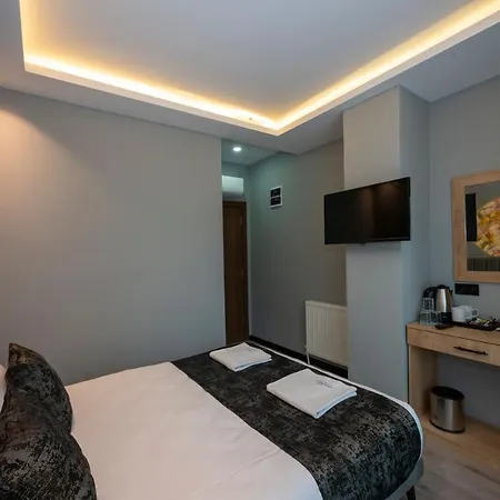 Comfort Point Hotel 5*