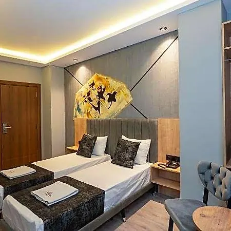 فندق Comfort Point 5*
